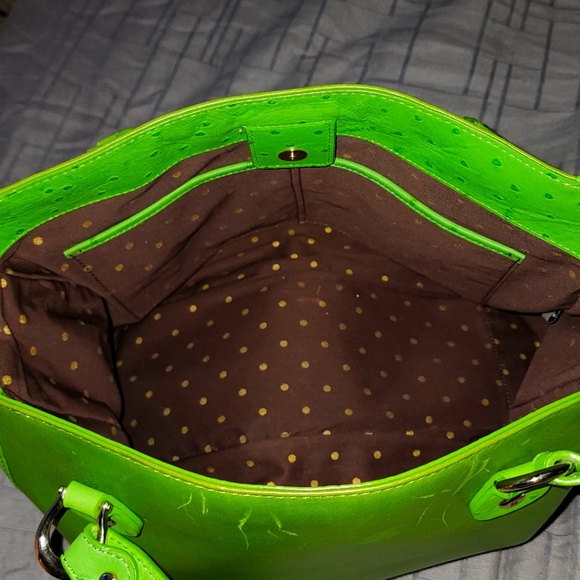 Kate Spade | Ostrich Embossed Kelly Green Cowhide Leather Bag | One-Size - Picture 2 of 2